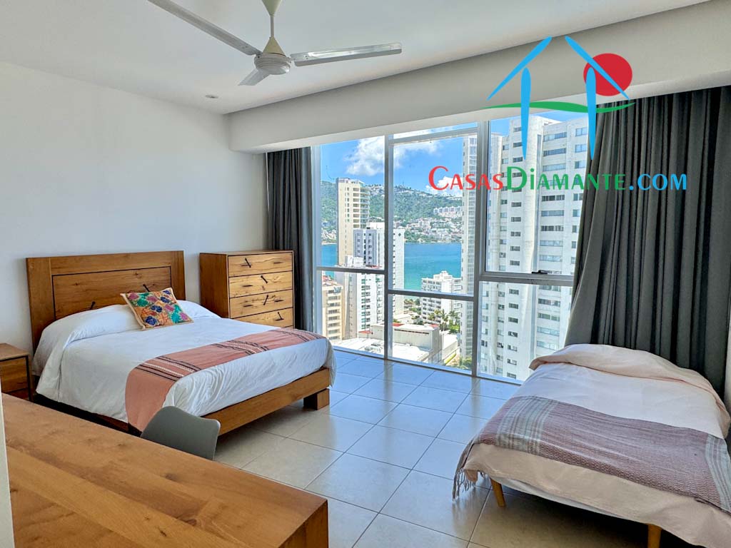 Acqualina Skylife Norte 1702 - Recámara uno 1